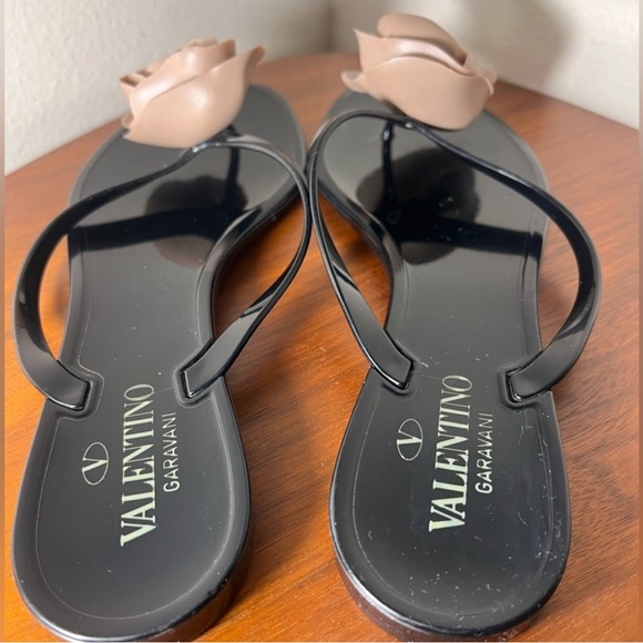 Valentino Garavani Jelly Thong Sandals with Rose Applique 🌹 - Picture 2 of 7